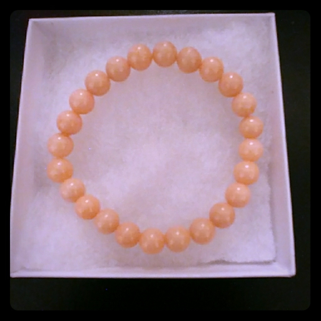 Peach Mountain Jade Stone Bracelet